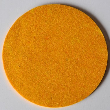Filcowa podstawka (śr.12.5cm) pod naczynia ceramiczne żółty